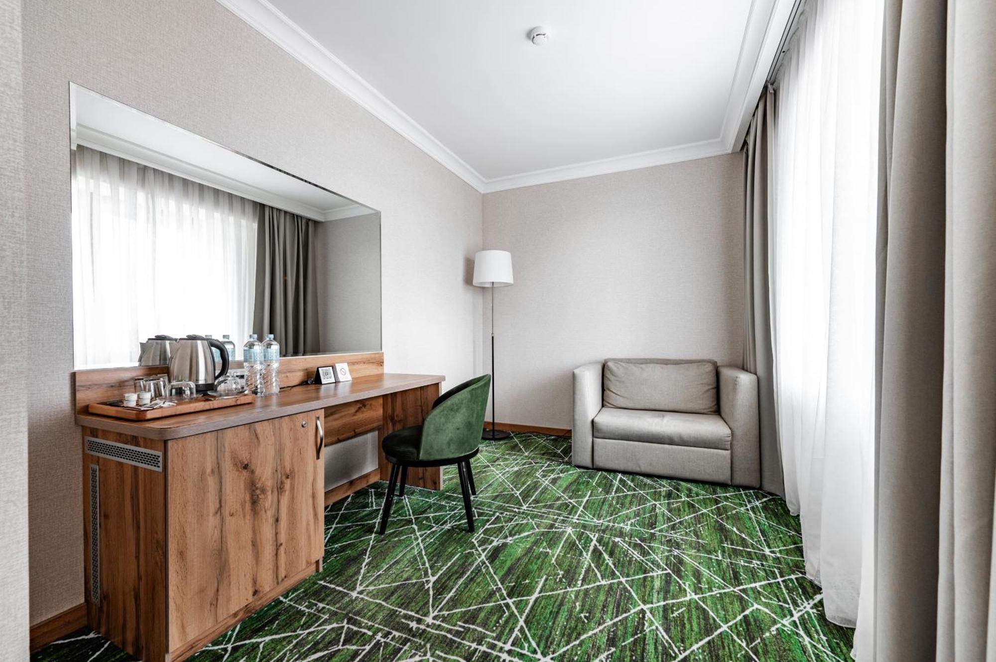 Hotel Wyndham Garden Burabay Esterno foto